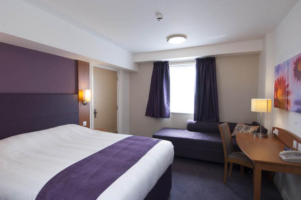 Premier Inn Sittingbourne Kent Quarto foto